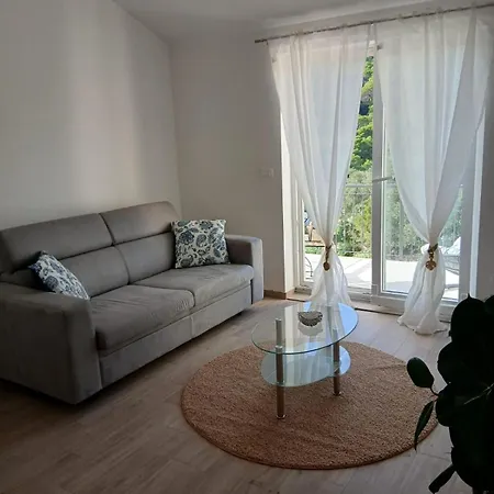 Lasko 1 Apartment *